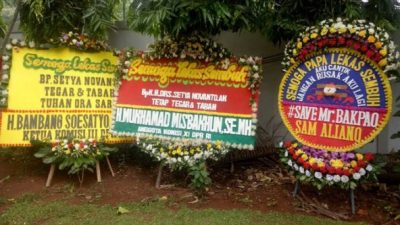 Ahay! Kiriman Bunganya Dirusak, Pengusaha Ini Kembali Kirim Bunga untuk Setnov