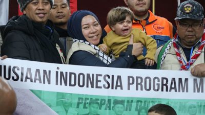 Opick Belum Bisa Masuk Gaza