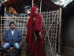 Masha Allah, Alhamdulillah, Dua Sejoli Rohingya Mengikat Janji di Tenda Pengungsian