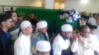 Tarbiyah Sepanjang Hidup (Pesan KH Hilman Rosyad)