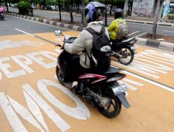 Polda Metro Jaya: Ada Pidana bagi Motor yang Keluar Jalur Khusus