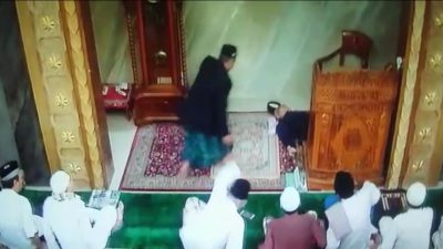 [Video] Masha Allah, Khatib Wafat Saat Khotbah Jumat