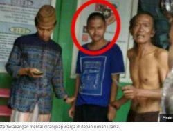 Pemuda Tak Waras Diamuk Warga di Depan Rumah Ulama