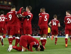 Sujud Syukur Mohamed Salah yang Mengharukan