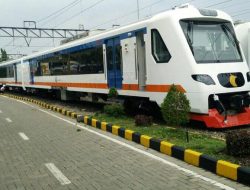 Kereta Bandara Mendadak Berhenti di Batu Ceper, Lampu dan Sistem Otomatis Mati