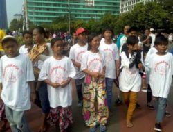 Terciduk! Peserta #DiaSibukKerja di CFD Jakarta, Korbankan Anak-anak