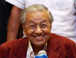 Mahathir Menang, Jokowi Ketar-ketir