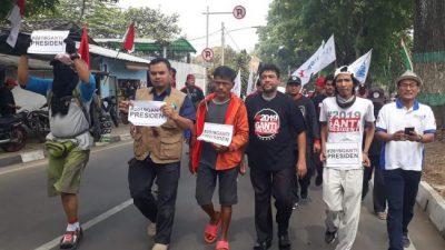 Serukan #2019GantiPresiden, Pemimpin Buruh Nasional Said Iqbal Longmarch Surabaya-Jakarta