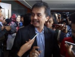 Roy Suryo: Jokowi Bakal Show Off dari Lombok Sudah Diprediksinya