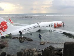 Lion Air, Raja Udara yang Compang Camping