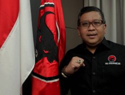 PDIP Sebut Sandi Bersandiwara Diusir di Pasar