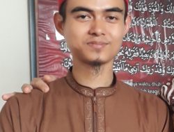 Syaikh Muda nan Tampan ini Pemilik Sanad Tertinggi di Indonesia