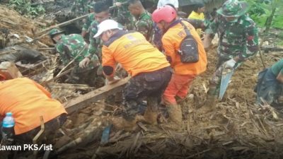 PKS Sigap Bencana, Terjunkan Relawan Bantu Evakuasi Korban Longsor Sukabumi