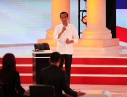 12 Kekacauan Data Jokowi Pada Debat Kedua Capres