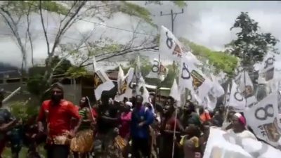 [Video] Orang Papua Kibarkan Bendera PKS