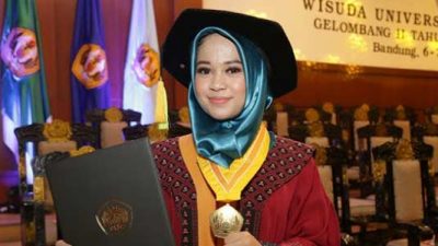 Skripsi 2019 Ganti Presiden, Mahasiswi Unpad Jadi Wisudawan Terbaik