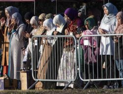 Ramai-Ramai Pakai Kerudung, PM Selandia Baru: Jangan Takut, Kita adalah Satu