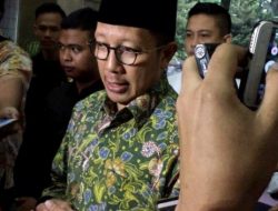 KPK Sita Uang di Ruang Kerja Menag, Lukman Susul Rommy?