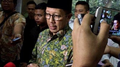 KPK Sita Uang di Ruang Kerja Menag, Lukman Susul Rommy?