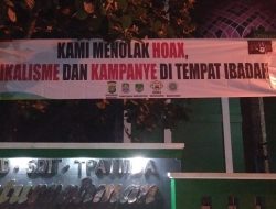 Masjid-masjid di Bekasi Tiba-tiba Terpasang Spanduk Anti Hoax dan Politik