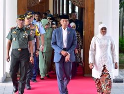 Kunker ke Jawa Timur, Jokowi Hadiri Pernikahan dan Bagikan 3.000 Sertifikat Tanah