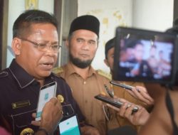 Jelang Adzan, Wali Kota Banda Aceh Minta Aktivitas Muamalah Dihentikan