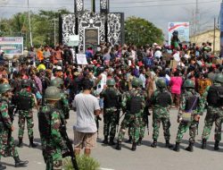 Massa Bakar Gedung Majelis Rakyat Papua, Jayapura Lumpuh