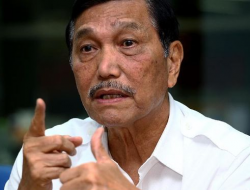 BPJS Defisit, Luhut: Perusahaan Asuransi China Siap Bantu…