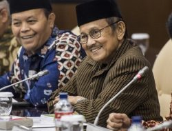 Habibie di Mata HNW: Sosok yang Mampu Meletupkan Inspirasi Segar