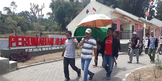 Ada Pemandangan Tak Biasa Saat Jasad Aktor Video Vina Garut Dibawa ke Masjid