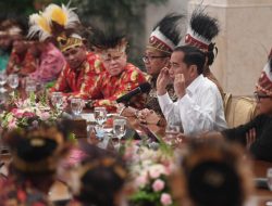 Janji-Janji Jokowi kepada Rakyat Papua: Bangun Istana dan Jadikan Pegawai BUMN