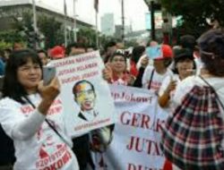 Target Meleset! Aksi Dukung Jokowi Baru Dihadiri Puluhan Orang