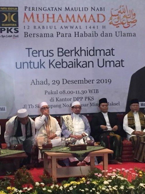 PKS Gelar Maulid Nabi dengan Tema "Terus Berkhidmat untuk Kebaikan Umat"