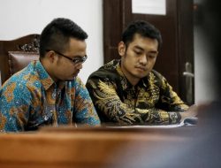 Kritik KPK, MAKI Nilai Hasto dan Donny Harusnya Jadi Tersangka