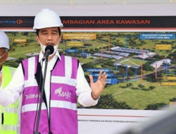 Jokowi Beri Izin Resmi Pembangunan di Empat Pulau Reklamasi