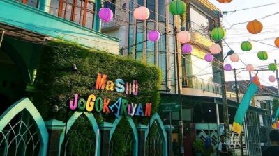 Pasar Rakyat Masjid Jogokariyan Yogyakarta