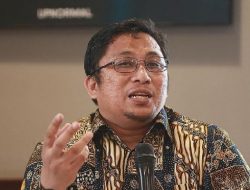 Feri Amsari: MK Beri 2 Tahun untuk Perbaikan UU Cipta Kerja, Bukan Penerapan