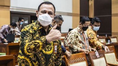 Harapan Novel untuk Firli yang Pensiun Polri Hari Ini