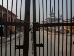 2 Tahun Sudah Otoritas India Tutup Masjid Jamia Kashmir