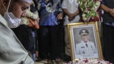 “Saat Memandikan Jenazah, Senyum dan Kebersihan Jasad Menarik Perhatian Saya”