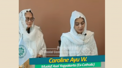 Alhamdulillah, Caroline Ayu Manajer Cafe Ternama di Jojga Bersyahadat