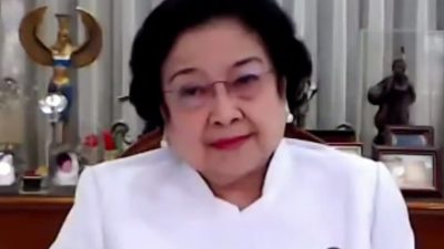 Ibu-Ibu Berduyun-duyun Beli Baju Baru, Megawati Ngaku Bingung