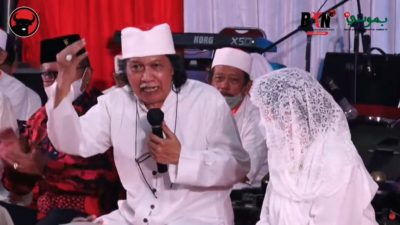 Ketika Cak Nun Sebut ‘Presiden Sekarang Belum Tepat’ di Acara PDIP