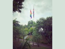 Akun Instagram Kedubes Inggris Tak Hapus Unggahan Bendera LGBT+