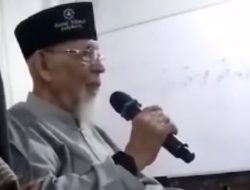 Syukur KH Cholil ketika Ustaz Abu Bakar Ba’asyir Akui Pancasila