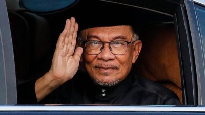 Alasan PM Malaysia Anwar Ibrahim Tolak Mobil Dinas Mercedes S600