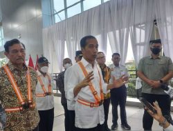 Kembali Ditanya soal Reshuffle, Jokowi: Clue-nya…