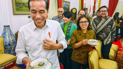 Presiden Jokowi Cawe-Cawe