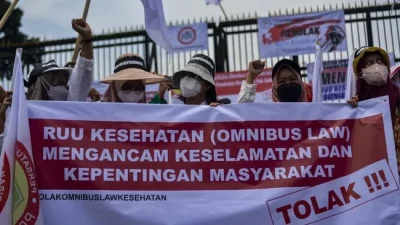 DPR Tetap Sahkan RUU Kesehatan Jadi UU Meski PKS-PD dan Dokter-Nakes Menolak!