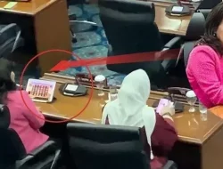 PDIP DKI Komentari Sikap Cinta Mega di Ruang Rapat Paripurna